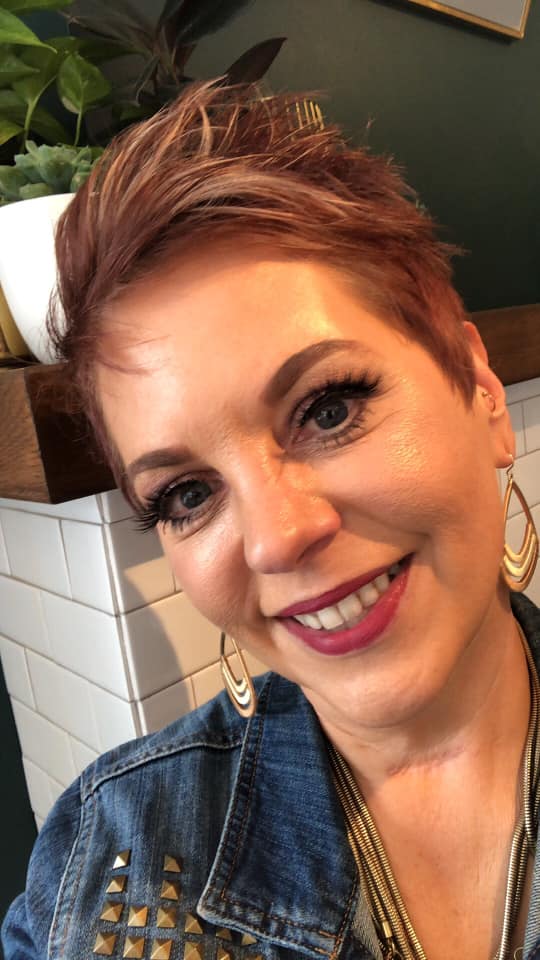 <em>Laura M., 42</em>